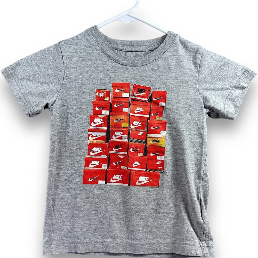 Nike Tee Sneaker Shoe Box Graphic T-Shirt Kids Size 6 Gray Athletic Cut